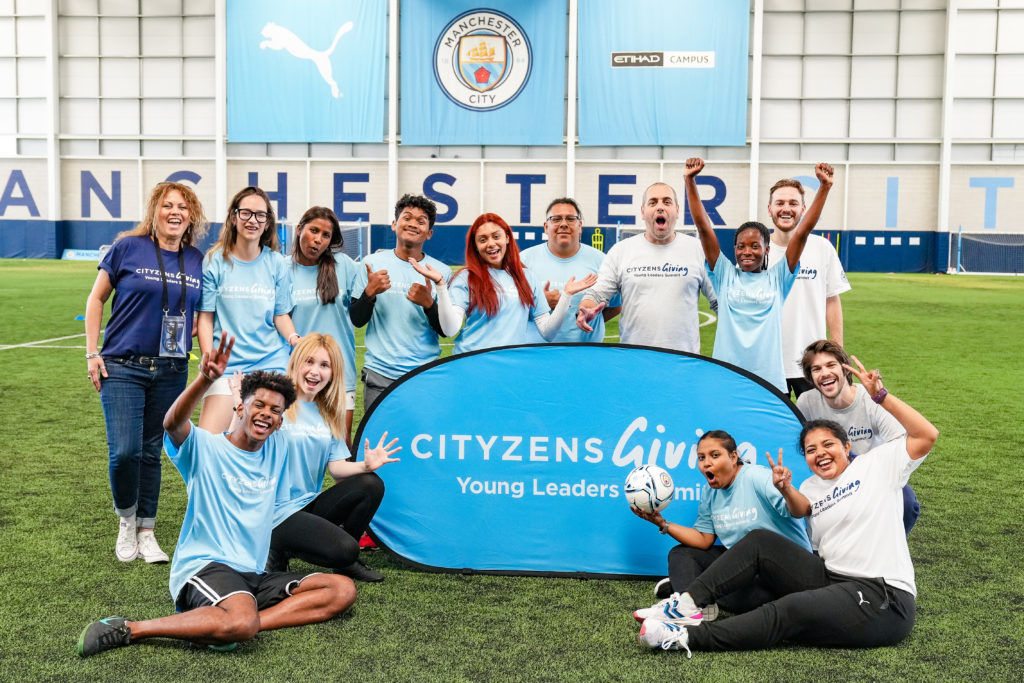 Projeto que prevê premiação igualitária para o futebol feminino